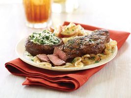 For the 90 Percent of Americans Who Break Food-Related Resolutions, Applebee's Says: "Ditch the Restrictions" For the 90 Percent of Americans Who Break Food-Related Resolutions, Applebee's Says: "Ditch the Restrictions"