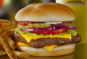 Wendy's Asks…What's in 100% Beef? Wendy's Asks…What's in 100% Beef?