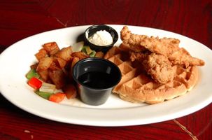 Humperdinks Serves Up Easter Brunch Dallas