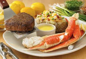Outback Steakhouse Kicks Off Summer With Its Great Barrier Eats Offering Outback Steakhouse Kicks Off Summer With Its Great Barrier Eats Offering