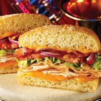 The Popular Hip Chick Trio Returns to Schlotzsky's for a Limited Time