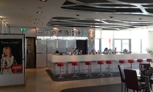 All-American Johnny Rockets Comes to Abu Dhabi