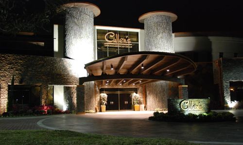 Cullen's Caters to Customers