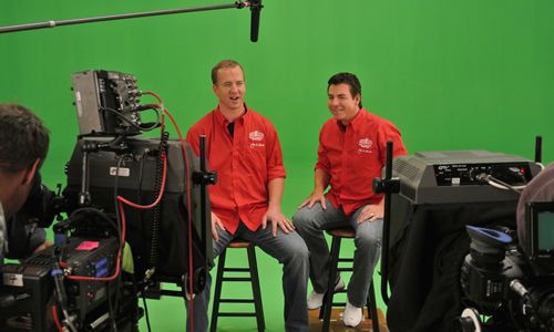 Peyton Manning Scores a Touchdown as Newest Papa John's Franchisee
