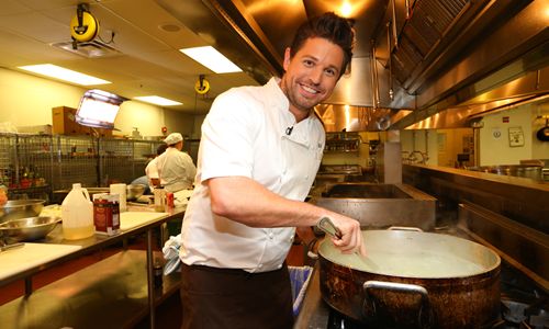 Renowned Chefs of the Greater Bay Area Use McDonald's Ingredients to Create Gourmet Charity Dinner