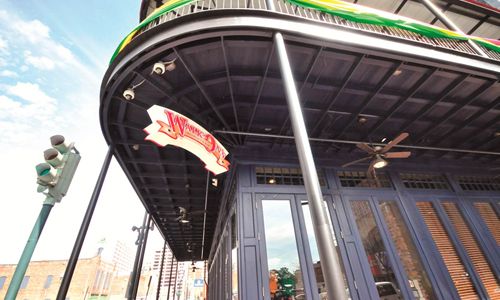 Walk-On's Unveils Big Plans for the Big Weekend Walk-On's Unveils Big Plans for the Big Weekend