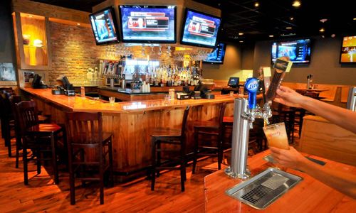 Walk-On's Unveils Big Plans for the Big Weekend Walk-On's Unveils Big Plans for the Big Weekend