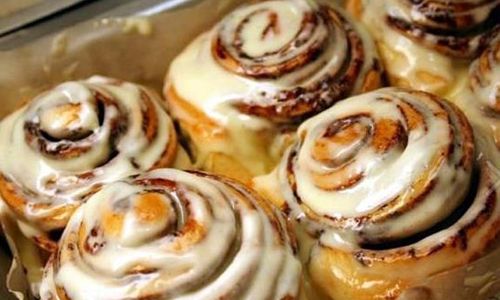 Cinnabon Reaches 1,000th Bakery Milestone Cinnabon Reaches 1,000th Bakery Milestone