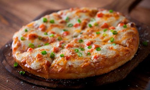 Chili's Grill & Bar Five Cheese Pizza Chili's Grill & Bar Takes Bite Out of Pizza, Introducing Southwestern Flavor Profile to this Favorite American Dish