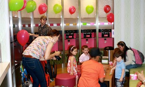 16 Handles Expands Artisan Frozen Yogurt Collection With New Fruit Flavors and Chef-Created Toppings