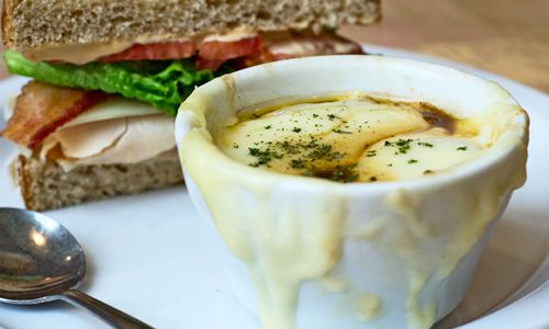 Sunny Street Café Expands to Eastern Canada Through 40-Store Franchise Agreement