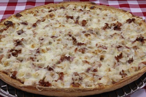 Aurelio's Pizza Launches Chicken Bacon Ranch Pizza and the Chicken Fajita Pizza