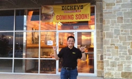 Dickey's Barbecue Pit Gets in the Holiday Spirit with New Granbury Restaurant Dickey's Barbecue Pit Gets in the Holiday Spirit with New Granbury Restaurant
