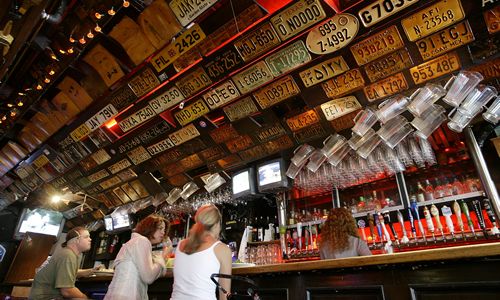 Barney's Beanery Opens Newest Diner With a Splash on Historic Redondo Beach Pier