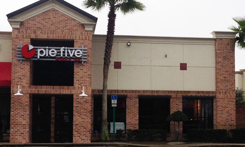 Florida's Pie Five Pizza Revolution Begins in Port Orange