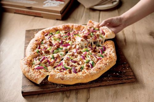 Redefining a Category Standard: Pizza Hut Launches All New Hand-Tossed Pizza Featuring a Lighter, Airier Crust