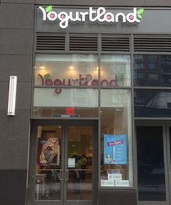 Yogurtland Opens on New York's Upper West Side