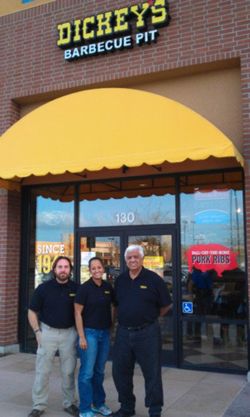 New Restaurant Opens in Tracy this Weekend