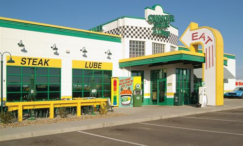 Quaker Steak & Lube Celebrating 40 Smokin' Hot Years