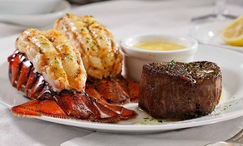 Celebrate Mom By Creating Sizzling Memories Around The Table At Ruth's Chris Steak House