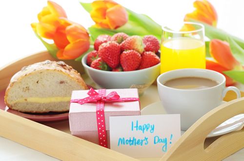 Celebrating Mother's Day with HealthyDiningFinder.com