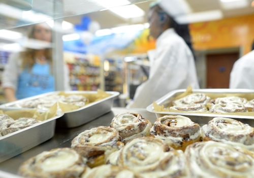Cinnabon Opens Milestone 100th Bakery through Pilot Flying J Partnership