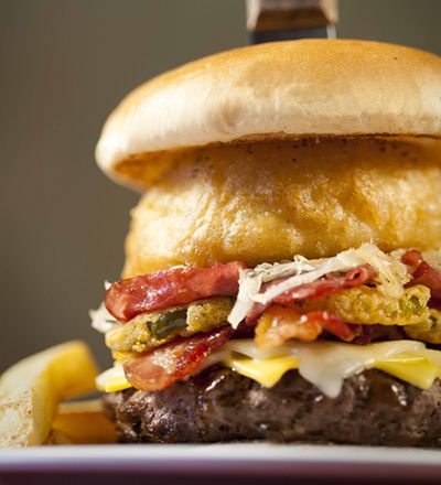 Bennigan's Says It's 'Halfway to St. Paddy's…Party Time!'
