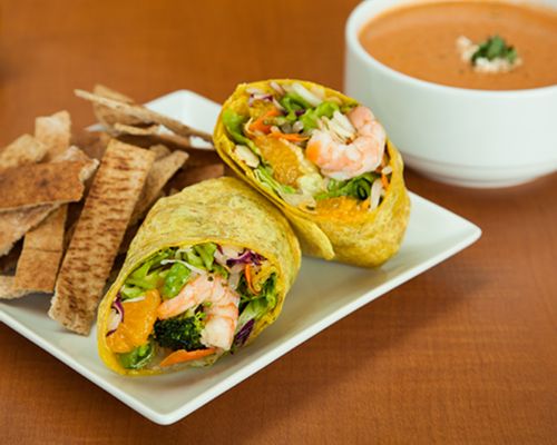 Fast-Growing Salata Opens First Illinois Location