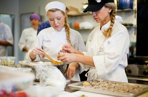 Natural Epicurean Expands to New Orleans and Hosts its 1st Annual Vegan Thanksgiving Feast