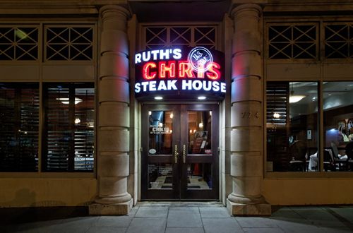 Ruth's Chris Steak House Sets The Table For Your Holiday Meal