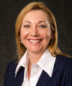 Fiesta Restaurant Group, Inc. Elevates Three Top Execs