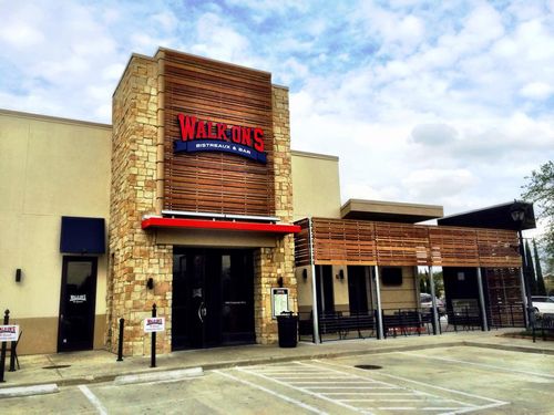 Walk-On's Announces First Franchisee