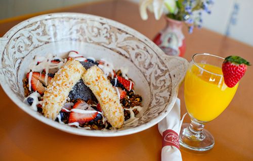 Another Broken Egg Cafe Hatches in Memphis, with A Fundraiser for St. Jude Children's Research Hospital