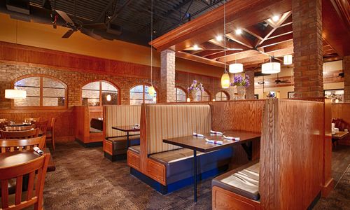 Ground Round Grill & Bar in Neenah, WI Receives National Recognition as 2014 Restaurant of the Year