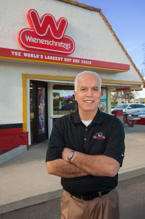 Wienerschnitzel Franchisee Receives National Industry Recognition