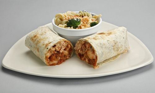 Pumped Up For Muscle Maker Grill's Tasty Fare With HealthyDiningFinder.com