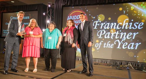 Huddle House Honors Top Franchise Partners At 2015 National Convention