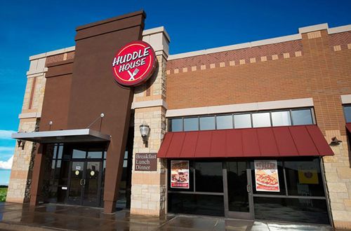 Huddle House Serves Up More Texas Expansion