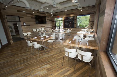 Zinburger Wine & Burger Bar To Unveil its Largest Restaurant, First Test Kitchen and Private Dining Room in Morris Plains, New Jersey on October 6
