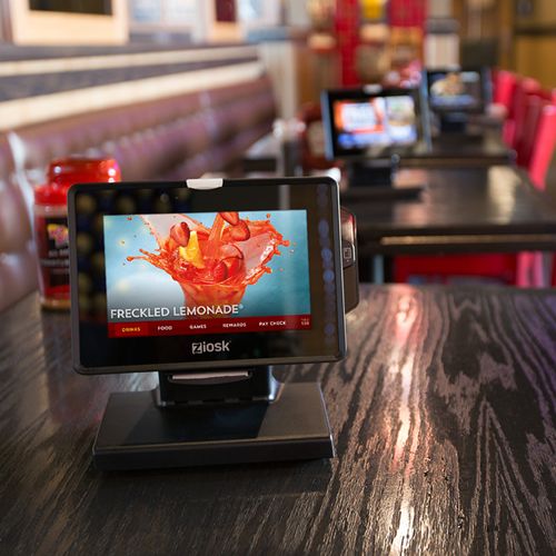 Ziosk Completes Installation of Tabletop Tablets Across All U.S. Red Robin Gourmet Burgers Corporate Restaurants