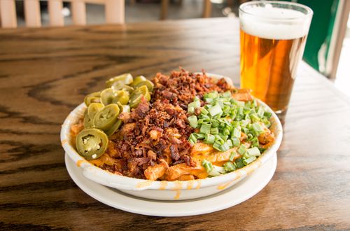 Snuffer's Brings Legendary Burgers, Cheddar Fries to Colleyville