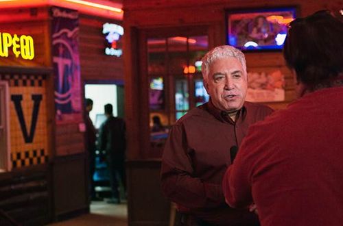 Logan's Roadhouse Partners with Second Harvest to Feed Needy Families on Christmas Eve