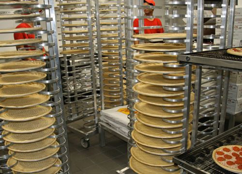 Pizza Patrón's Secret Weapon: Stores are 'Fresh Dough Factories'