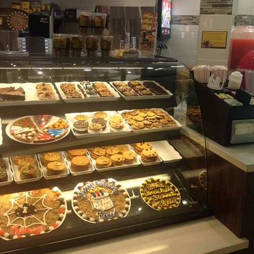 Baybrook Mall Welcomes Two More Nestlé Toll House Cafés by Chip