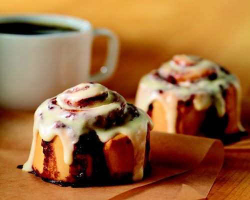 Cinnabon Celebrates Successful Year for Franchise Sales in 2015