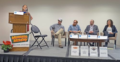 Restaurant Pros Offer Meaty Advice on How Restaurants Can Benefit from the Plant-Based Trend