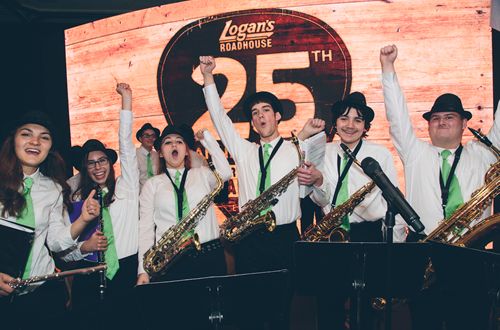 Logan's Roadhouse Gives Troy, OH Band Ultimate Music City Experience