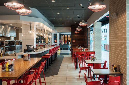 Johnny Rockets Celebrates Its 30th Anniversary with the Unveiling of a Brand Refresh