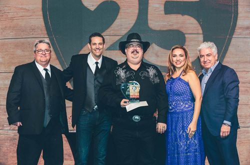Logan's Roadhouse Crowns General Manager of the Year