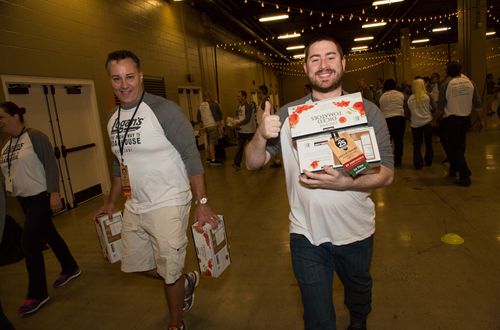 Logan's Roadhouse Team Members "Play" with Their Food for A Good Cause